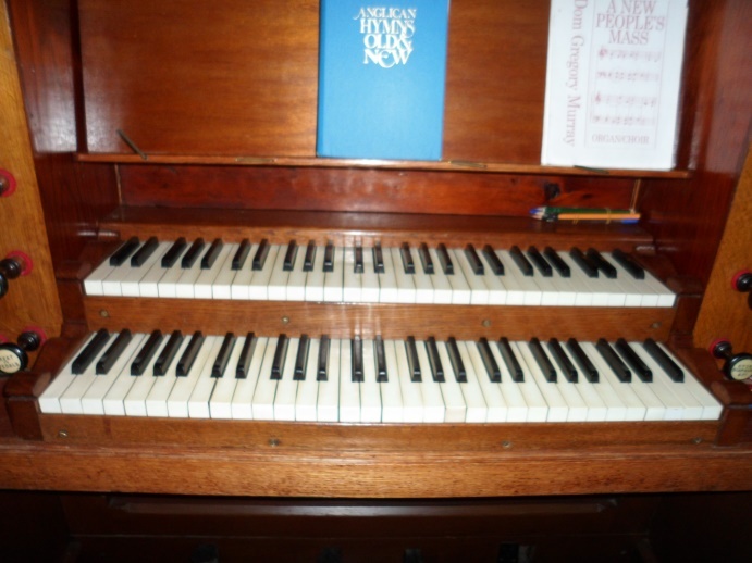 Gladys the Organ